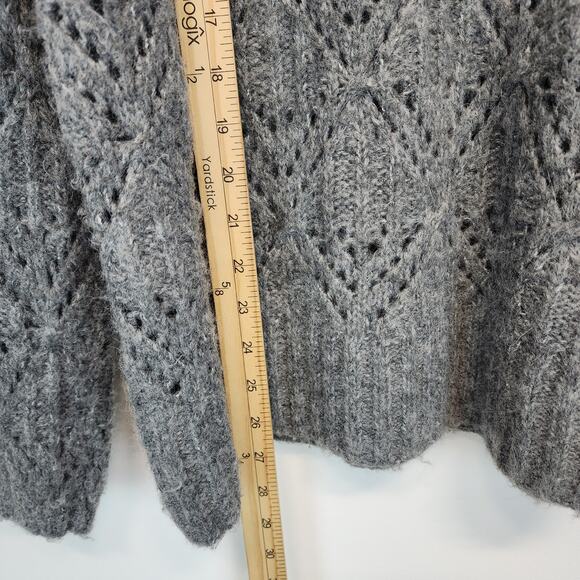 Old Navy Ruffle Sleeve Sweater Size XL Gray Pointelle Knit Round Neck Pullover - Picture 9 of 15